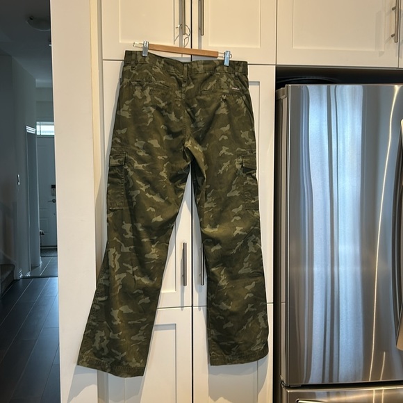 Eddie Bauer Camo Cargo Pants Men’s Size 34 - Picture 8 of 13